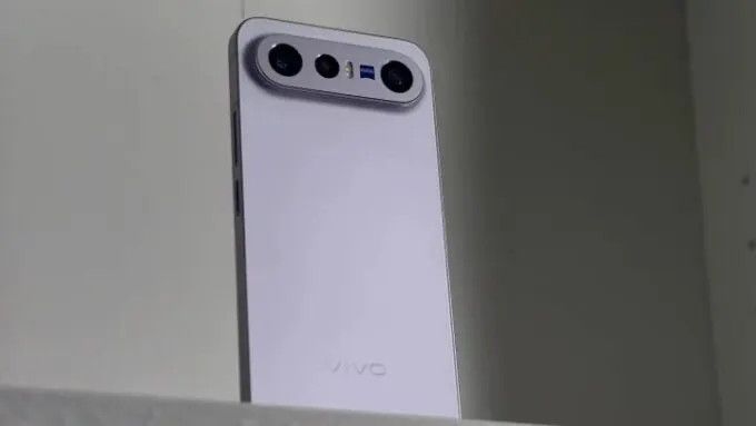 Vivo X300 FE