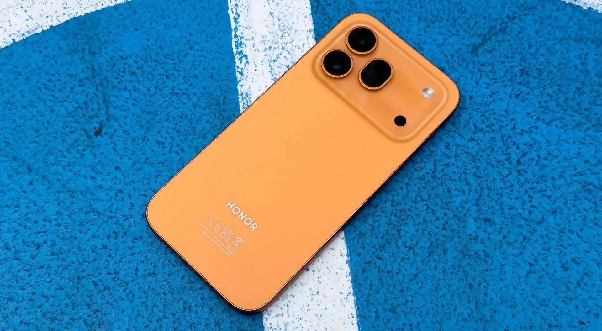 Самое время брать Honor 600 Pro. Главный субфлагман 2026 года сливают за бесценок