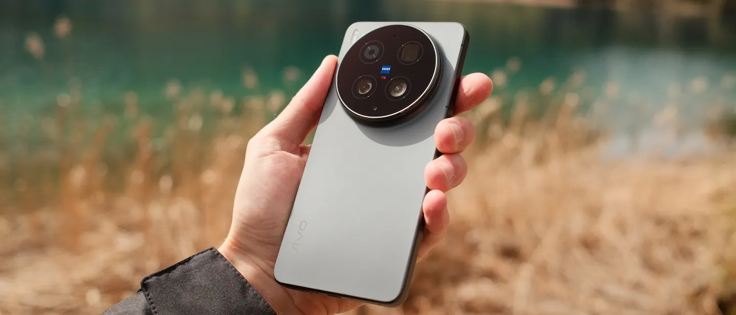 Флагман Vivo X300 Ultra — просто лучший девайс для фото. Сейчас его сливают по самой низкой цене
