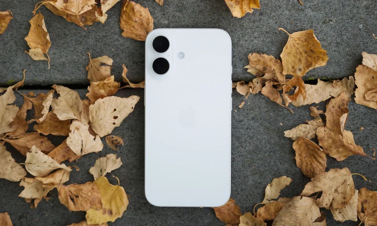 iPhone 16 резко подешевел в России. Но выбирать нужно осторожно