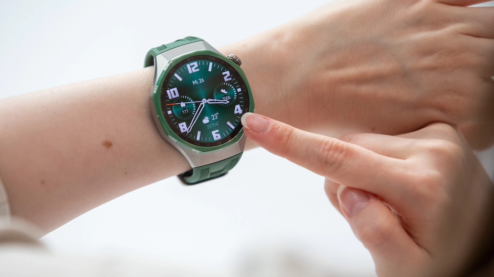 10 фишек умных часов Huawei Watch GT 7 Pro. У них крутая автономность и NFC, но нежный корпус