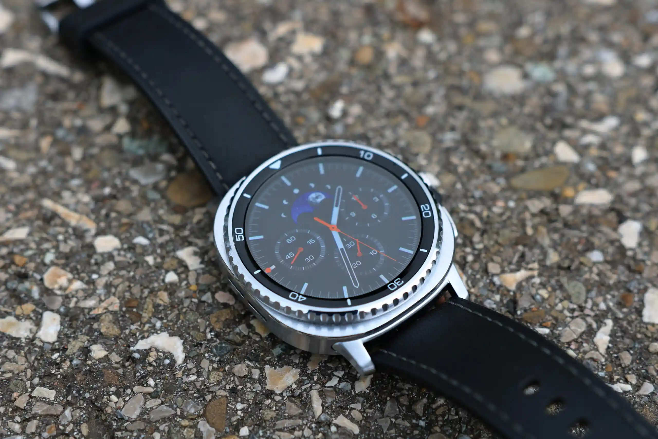Samsung Galaxy Watch8 Classic рухнули в цене. Вот за что мы уважаем эти часы
