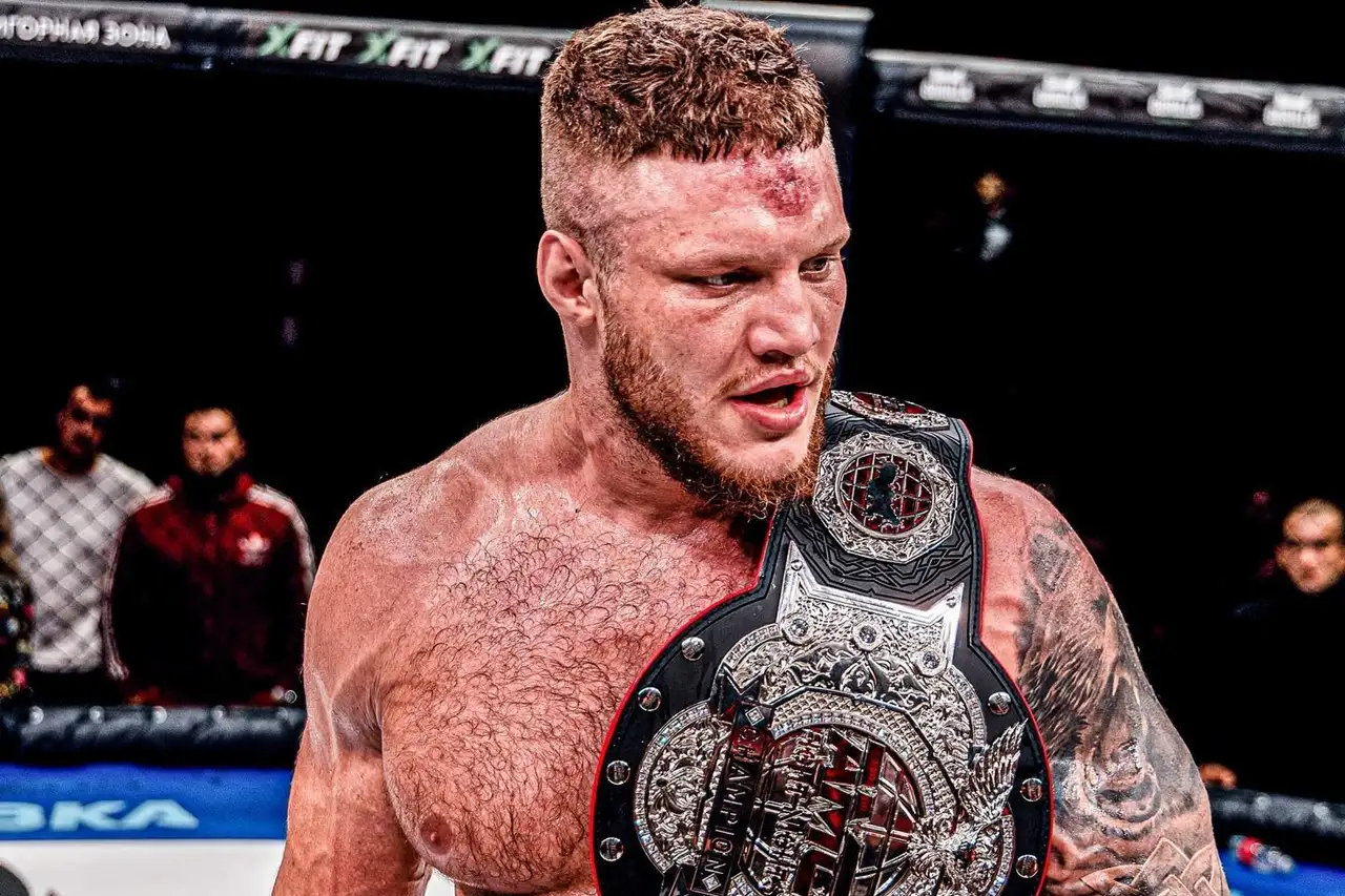 Умер бывший боец MMA Григорий Пономарев. 31-летний качок бросил ММА и стал косметологом