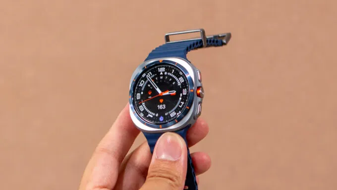 Samsung Galaxy Watch Ultra (2025) 