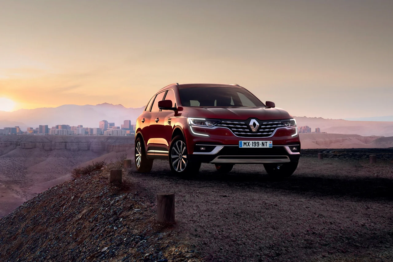 Новый кроссовер Renault продают дешевле «Волги» и «Москвича». Там полный привод и кожаный салон
