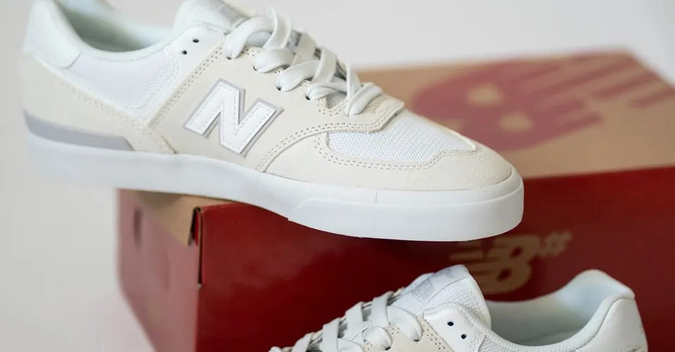 Этим кроссовкам от New Balance срезали цену. 3 модели с топовыми скидками