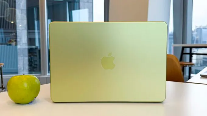 MacBook Neo
