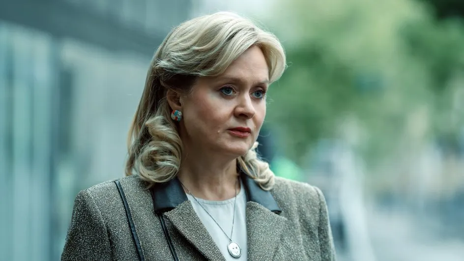 5 главных российских сериалов октября. От «Полураспада» до нашей версии «Теда Лассо»
