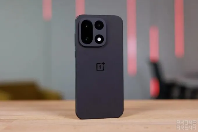 OnePlus 15