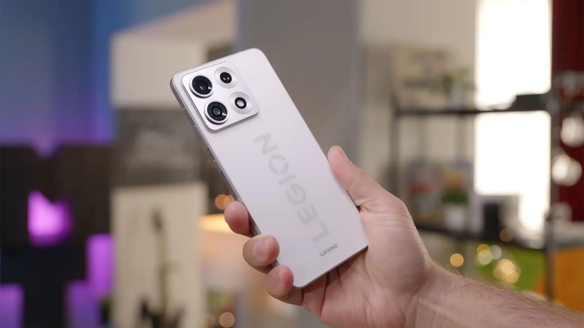 Смартфон Lenovo Legion Y70 (2026)