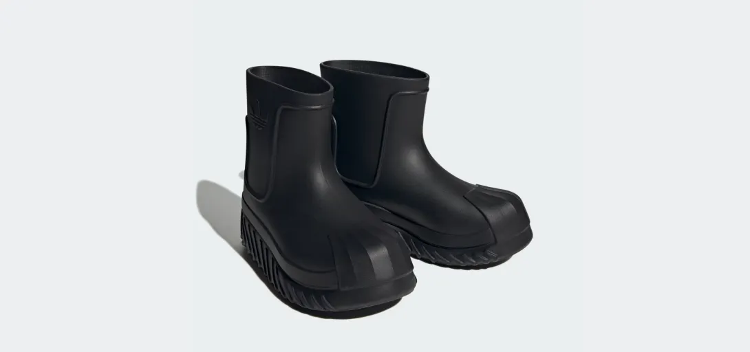 Фирменные резиновые сапоги на Маркете. Пары для дождливой погоды от adidas и Dr. Martens