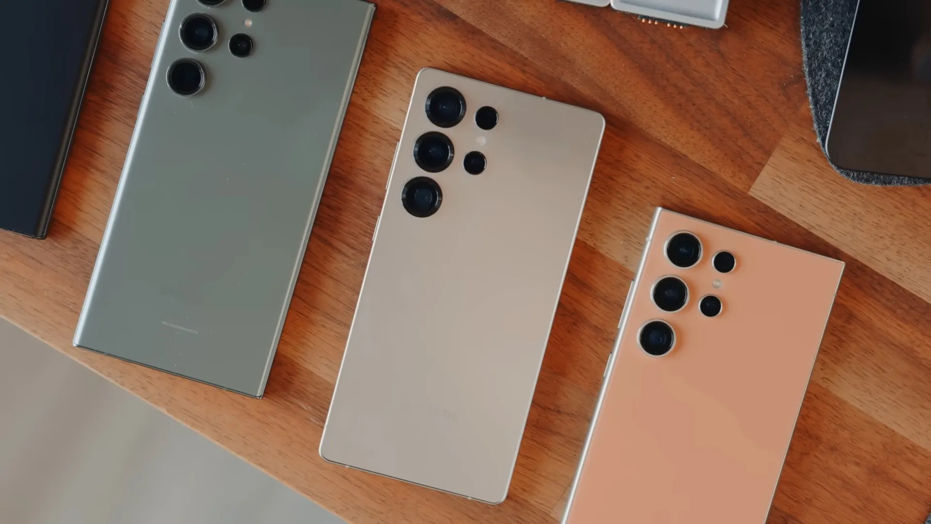 Мощнейший флагман Samsung Galaxy отдают по смешной цене. Ничего лучше за такие деньги вы не найдете